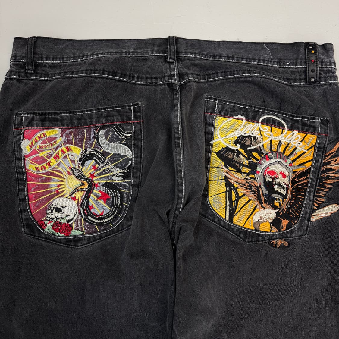 펠레펠레 스컬 해골 뱀 올드스쿨 타투 자수 흑청 와이드 데님팬츠 상품이미지5