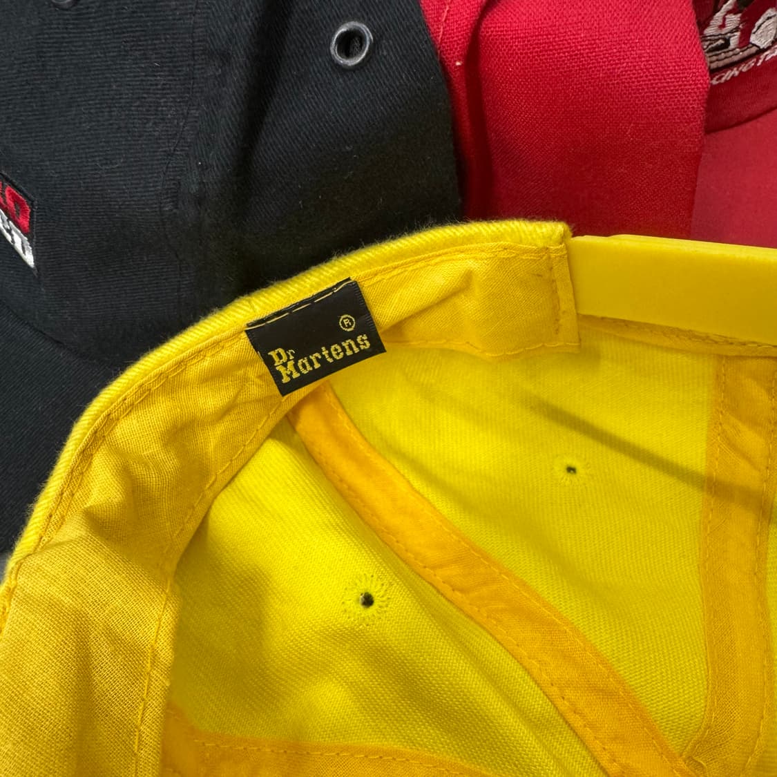 닥터마틴 옐로우 90s 로우캡 상품이미지2