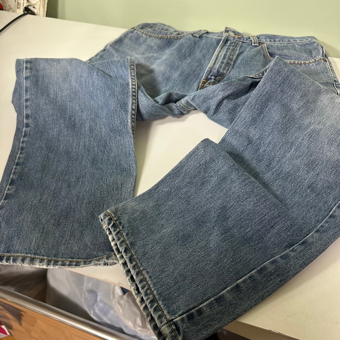 L-XL 리바이스550 USA 릴렉스핏 중청워시드 데님팬츠 상품이미지5