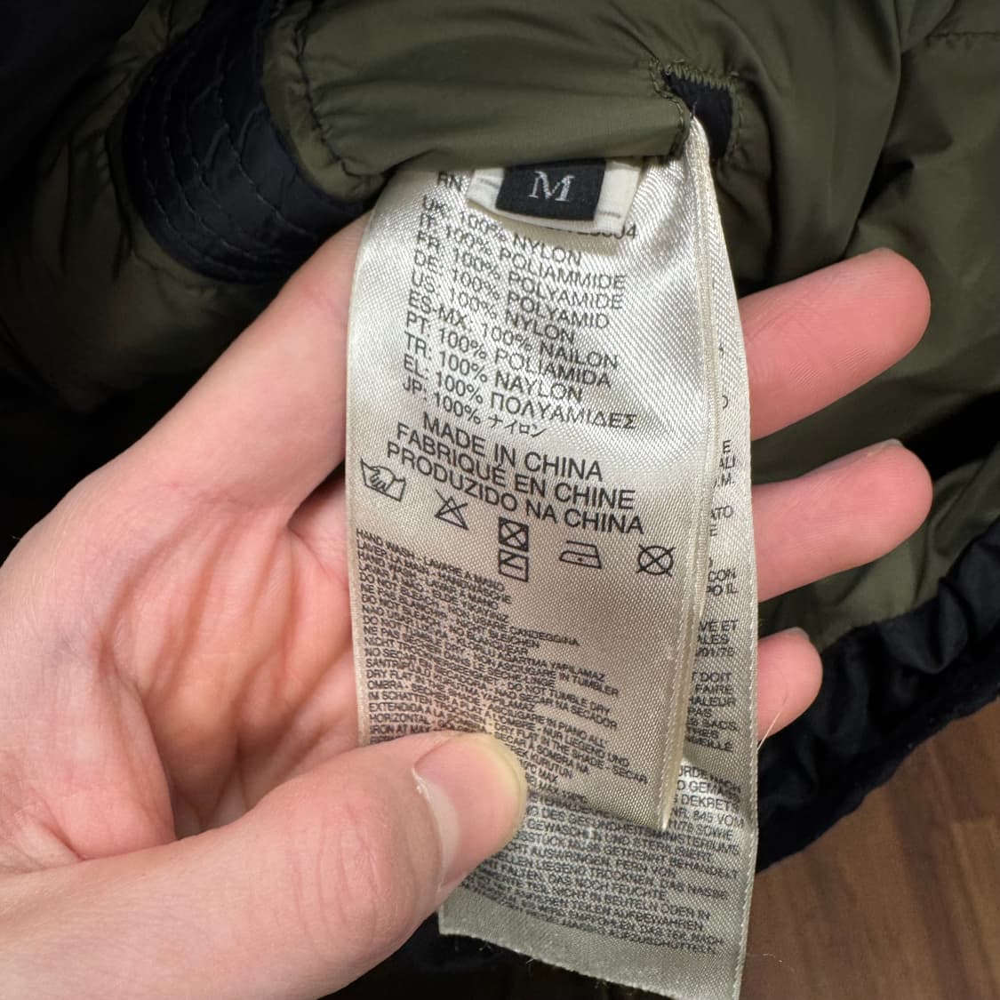 디젤 테크웨어 패딩 자켓 전면 집업 포켓 포인트 블랙 상품이미지6