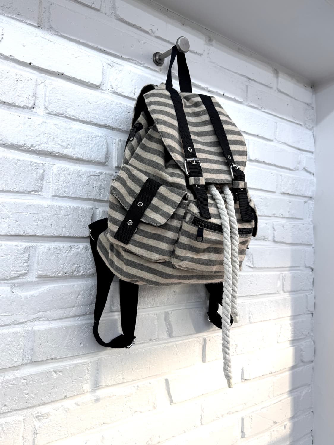 베이지 스트라이프 스트링백팩  상품이미지3