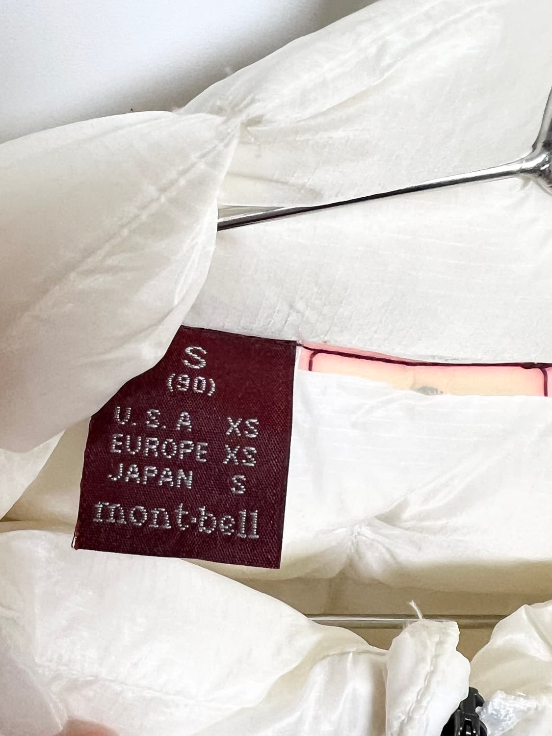 [S] 몽벨 플라즈마 경량패딩 화이트아이보리 ex1000 90사이즈 상품이미지6