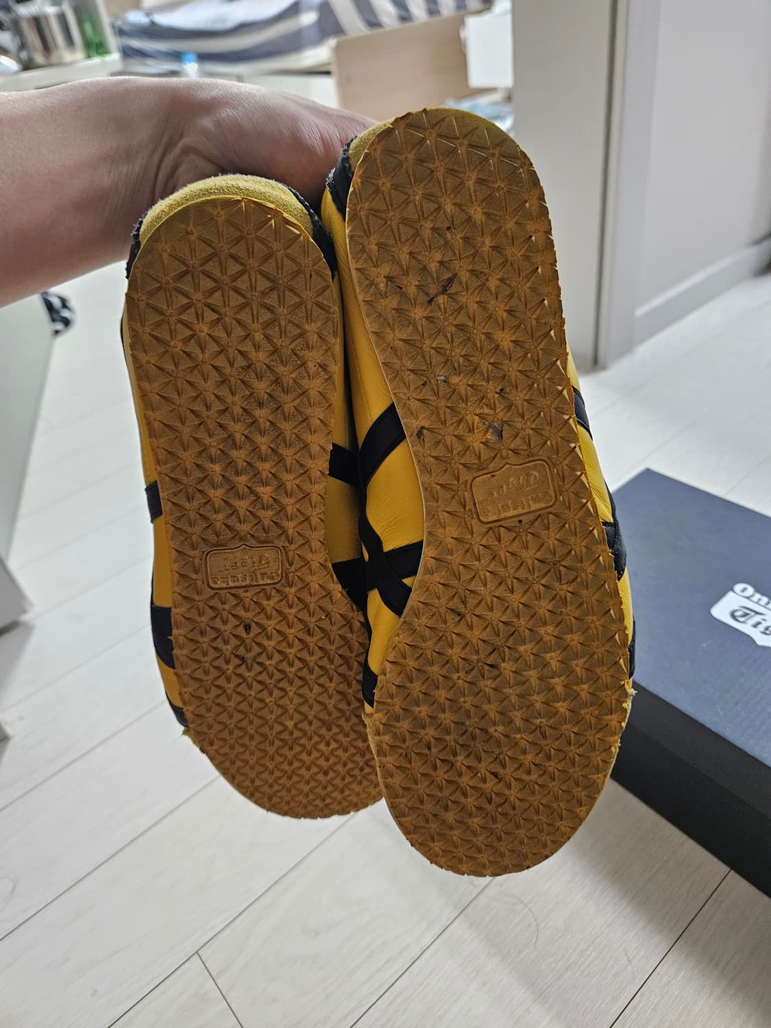 오니츠카 타이거 멕시코66 옐로우 블랙 280 상품이미지6