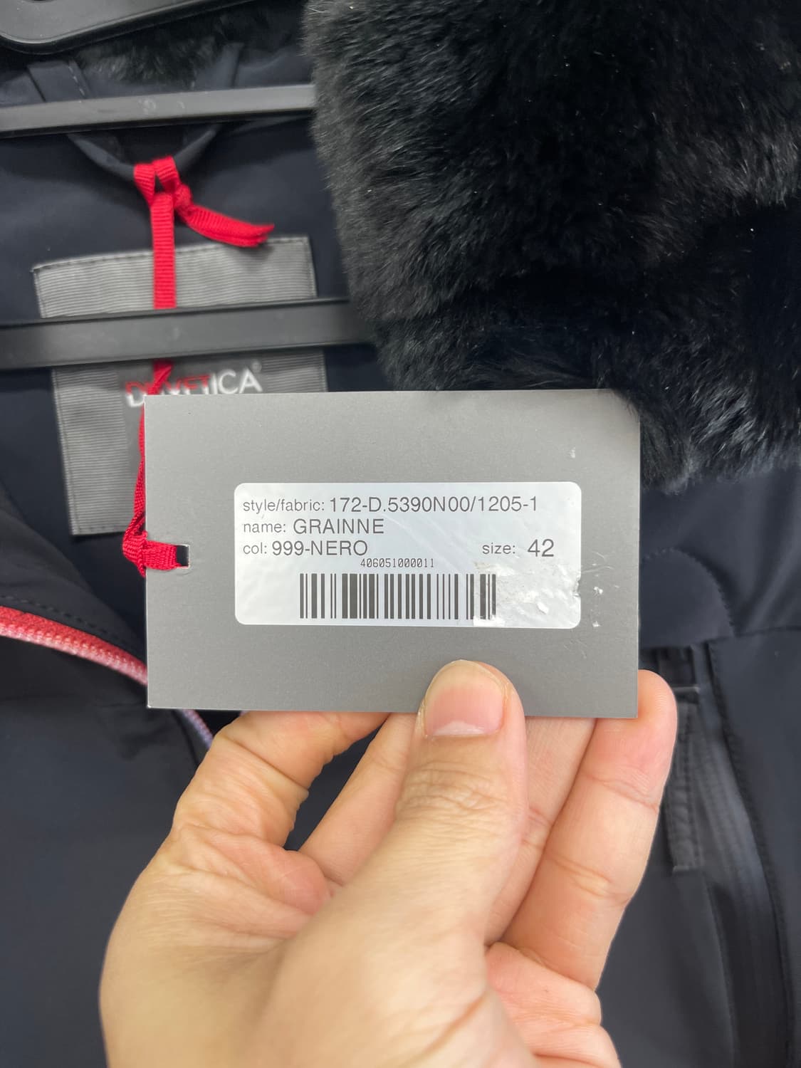 DUVETICA 여성 42사이즈 숏패딩 새제품 상품이미지3