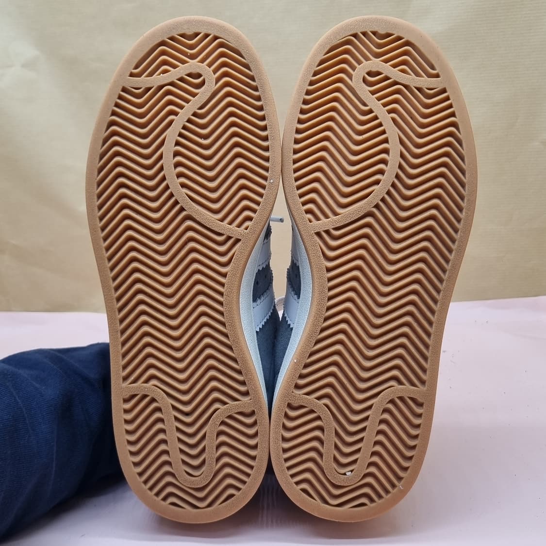 아디다스 캠퍼스 00S 여성운동화230 상품이미지3