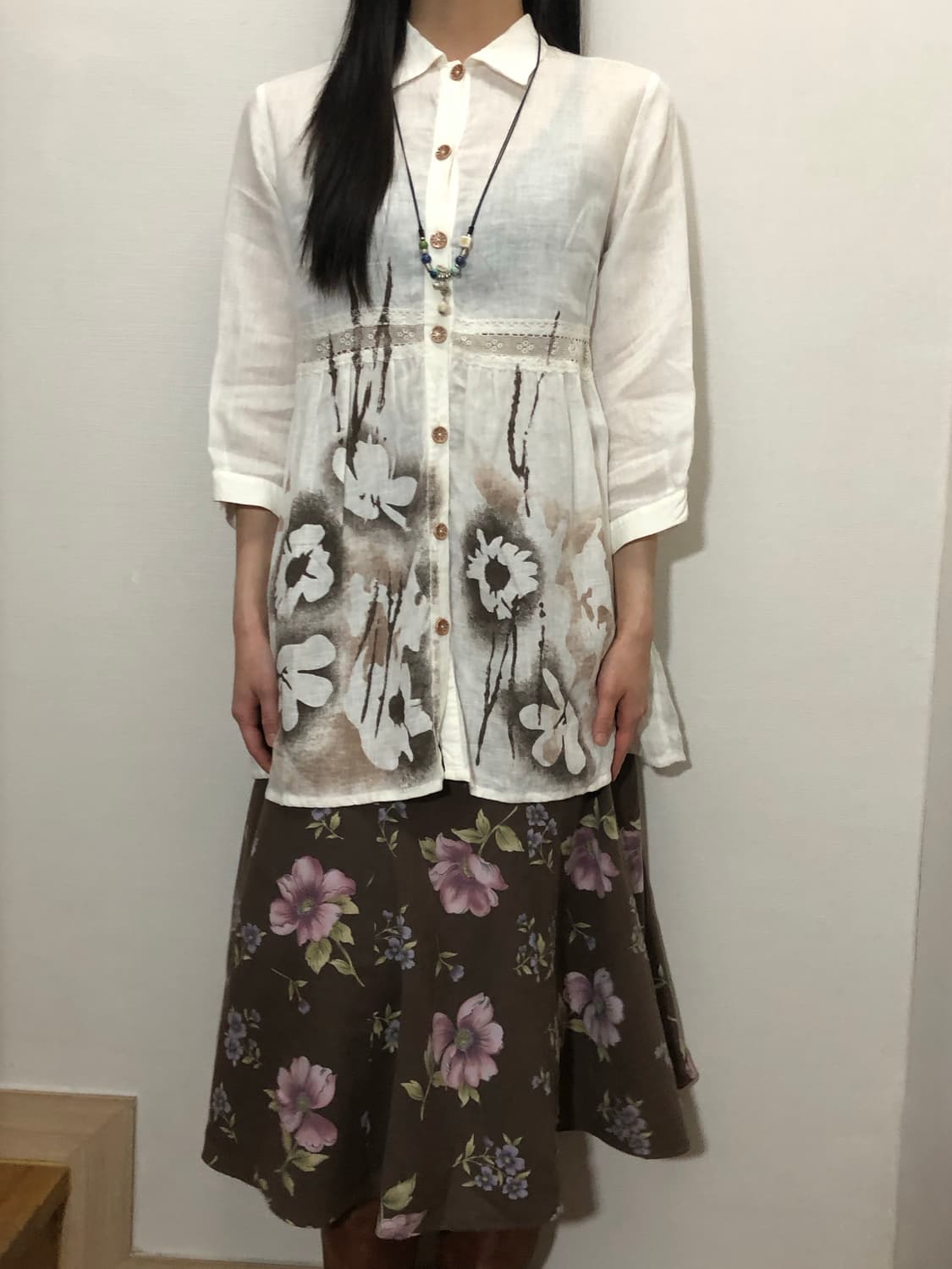 빈티지 화이트 오리엔탈 플라워 블라우스 상품이미지3