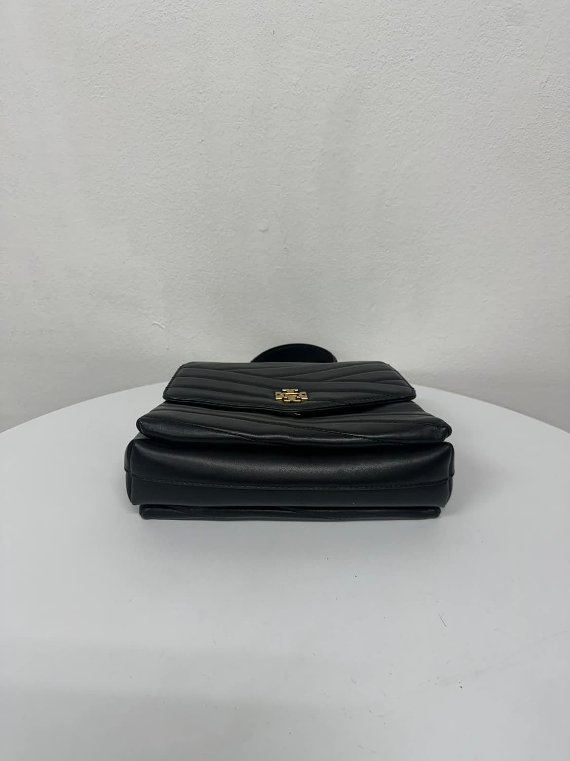 토리버치 키라 쉐브론 탑핸들 체인백 상품이미지4