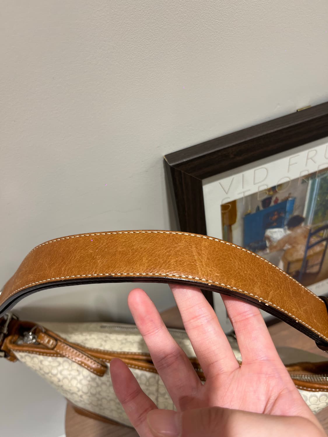 Coach Cream Shoulder Bag 상품이미지6