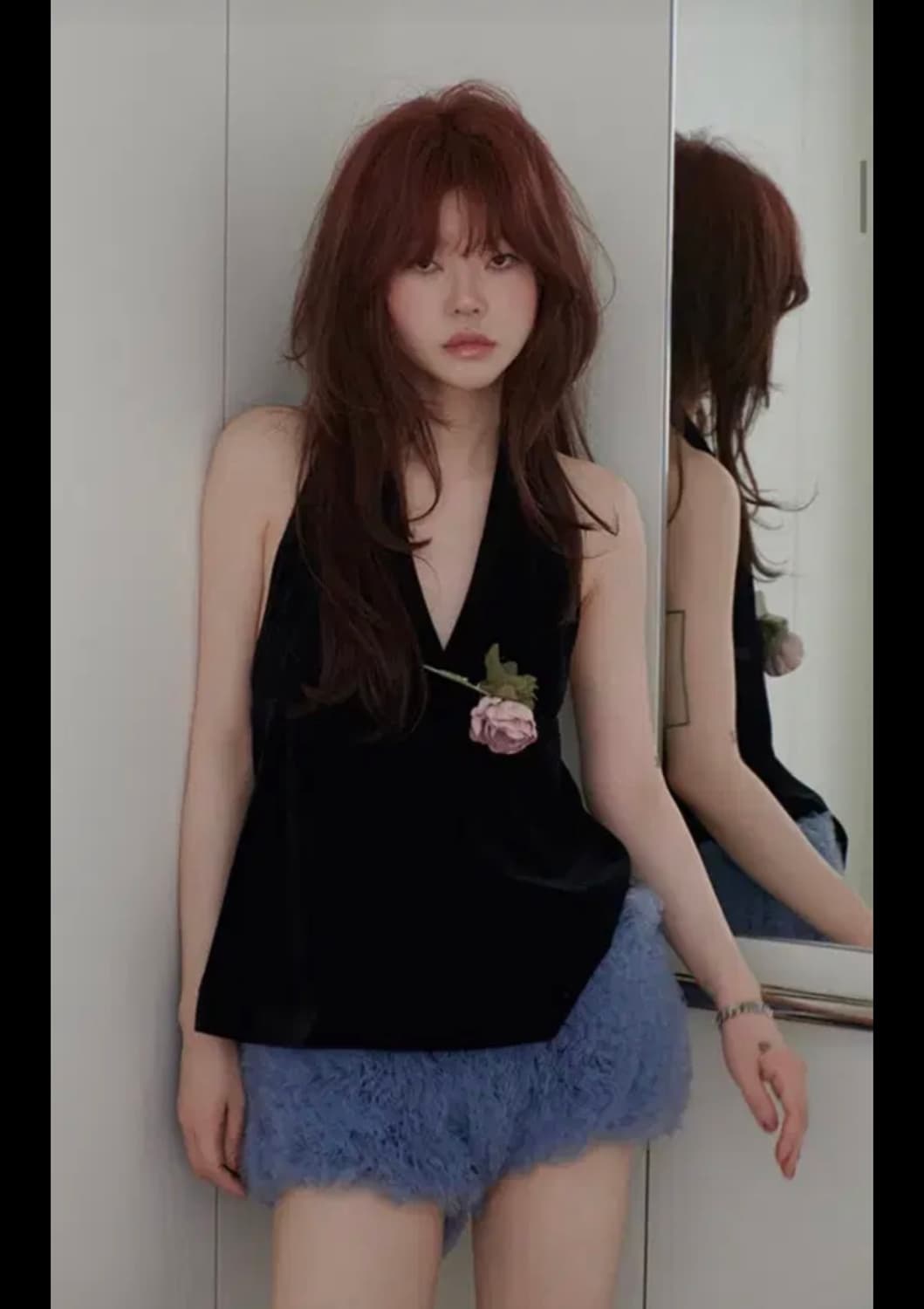 프레클 벨벳 플레어 홀터넥 탑 상품이미지1