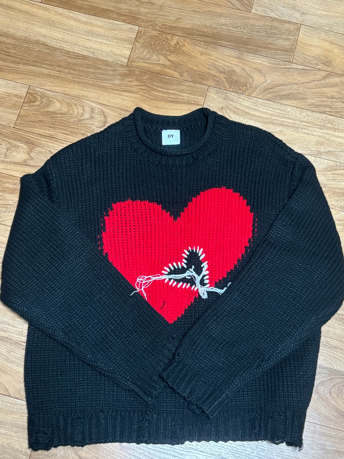 HEART STITCH DESTROYED KNIT - BLACK 상품이미지1