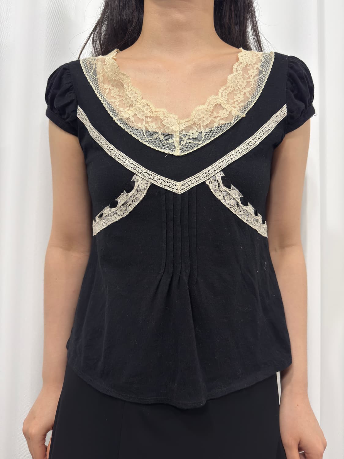 jill stuart lace detail slim top  상품이미지1