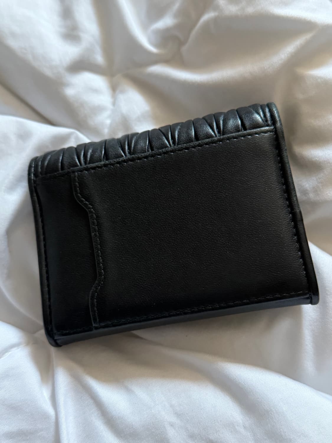 (풀박스) 미우미우 마테라쎄 나파 레더 카드 홀더 블랙 상품이미지2