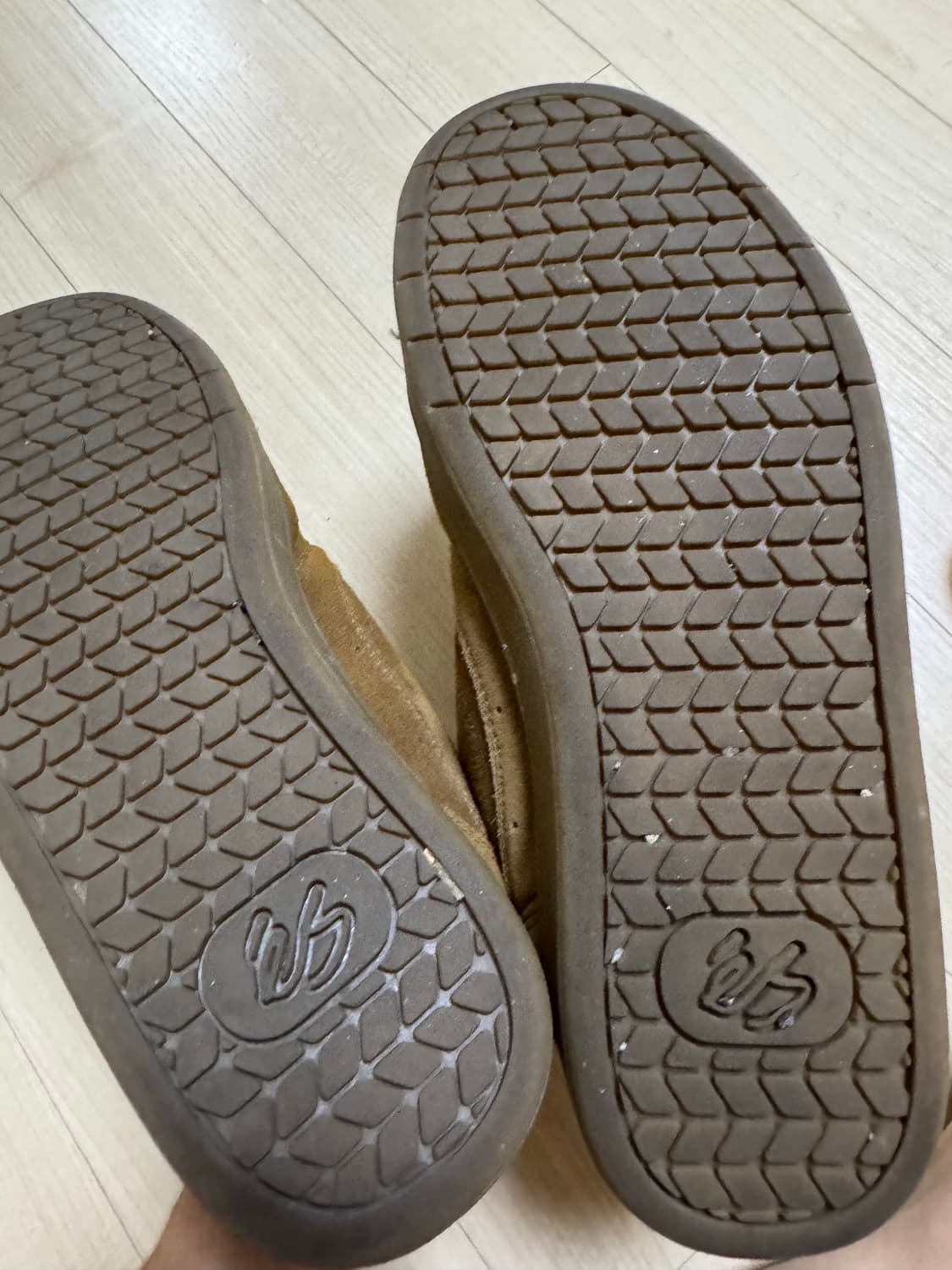 Es accel 265 브라운 상품이미지2