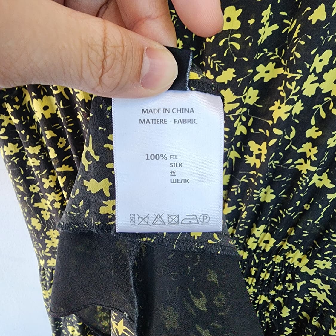 수입 쟈딕디자인 블랙 실크 꽃무늬 롱 원피스 상품이미지7