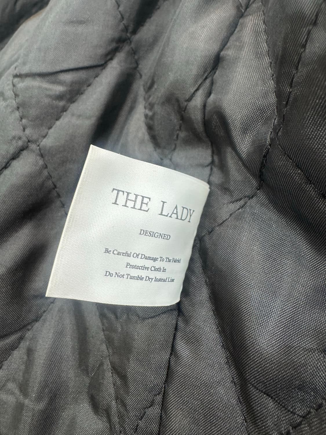 THE LADY 블랙 트위드 크롭 자켓 금장버튼  상품이미지7
