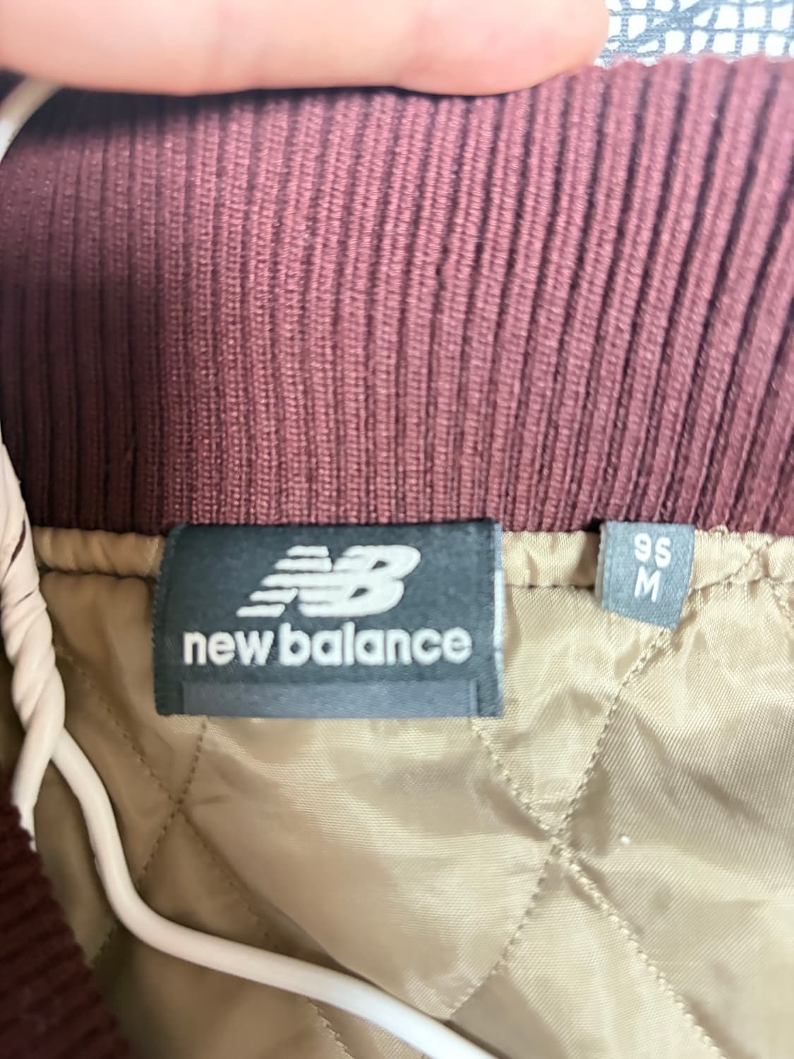 디스이즈네버뎃 뉴발란스 바시티자켓 M 상품이미지5