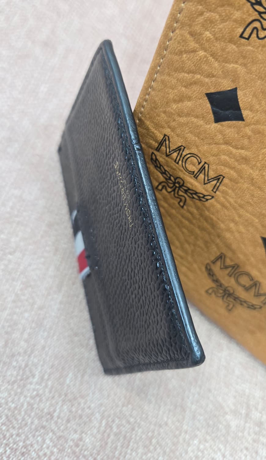 톰브라운 블랙 카드지갑 삼선탭 상품이미지5