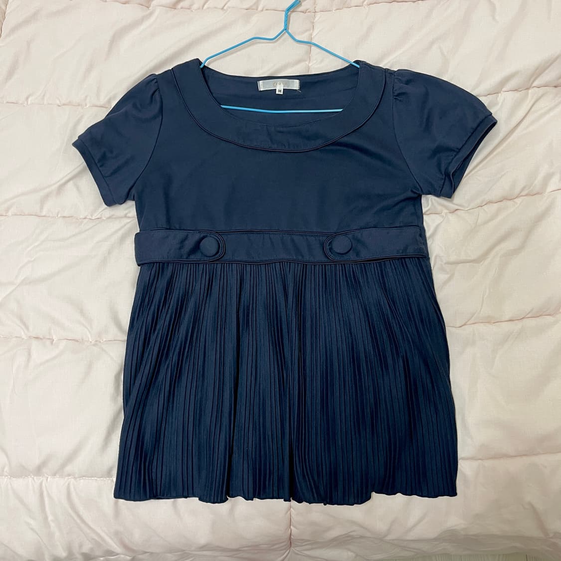 네이비 버튼 블라우스 상품이미지1