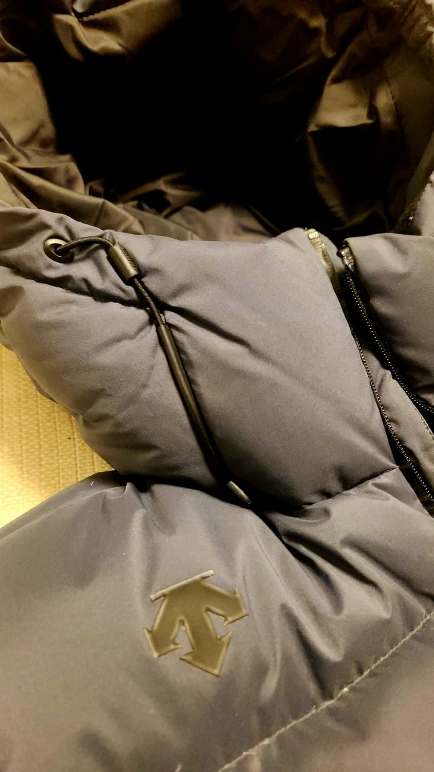 데상트 후드 패딩 95 상품이미지3