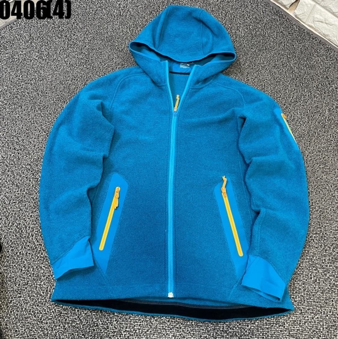 아크테릭스 후드집업 상품이미지1