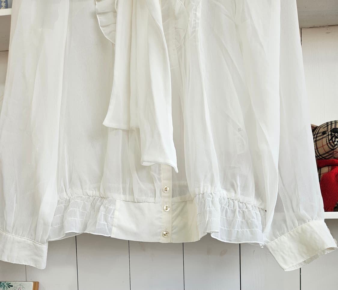 화이트 리본 쉬폰 블라우스 상품이미지4