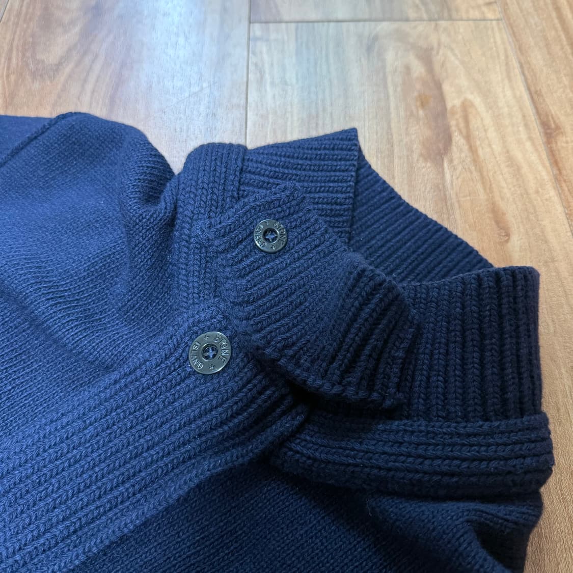 [XL] 스톤아일랜드 니트 집업 상품이미지4