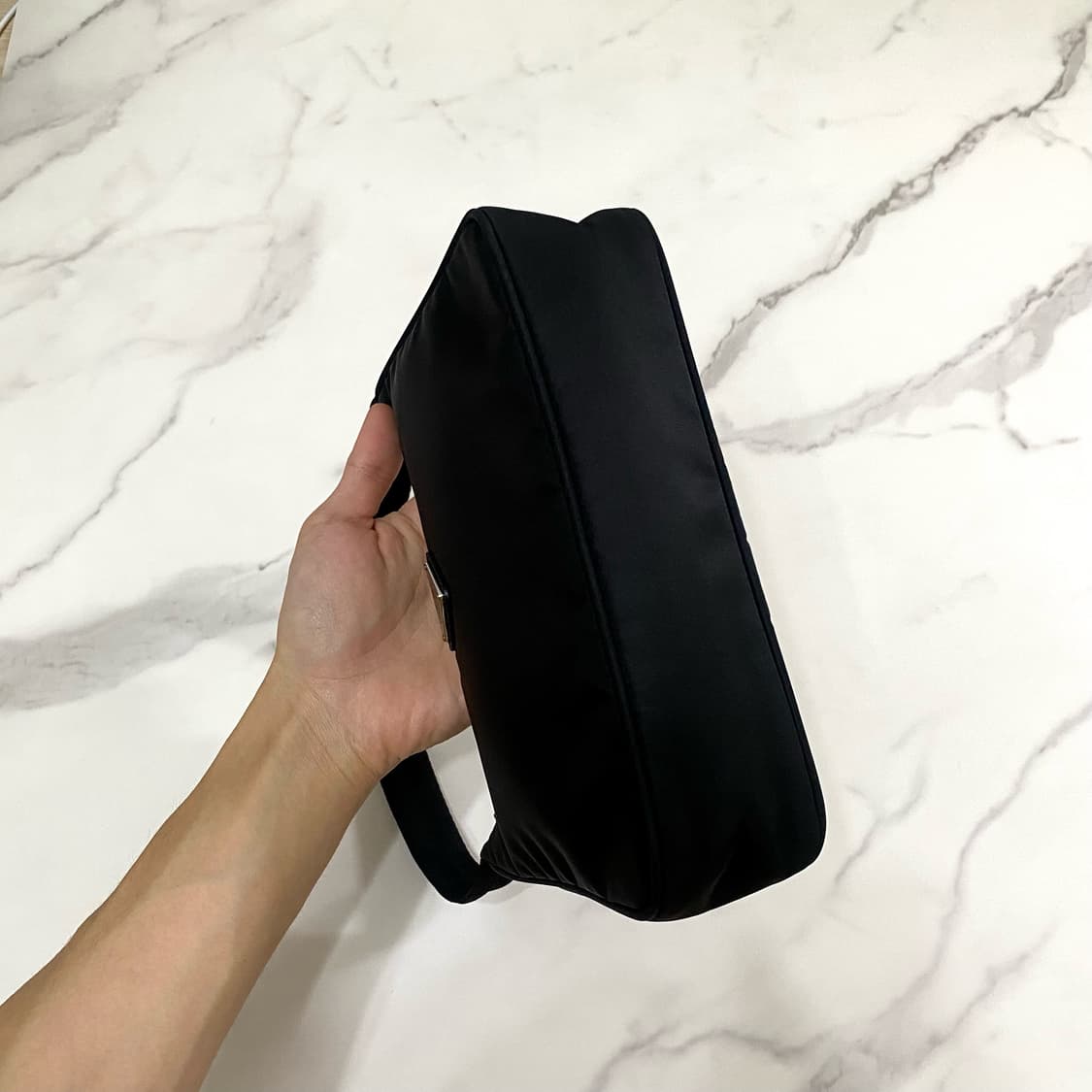 프라다 리나일론 테수토 호보백 가방 블랙 1NE515 상품이미지9