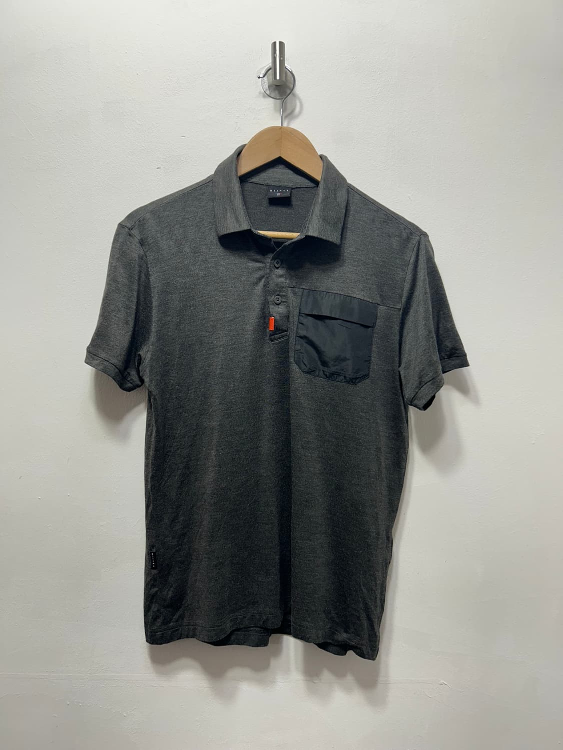 밀레 아웃도어 남성 그레이 반팔 M 상품이미지1