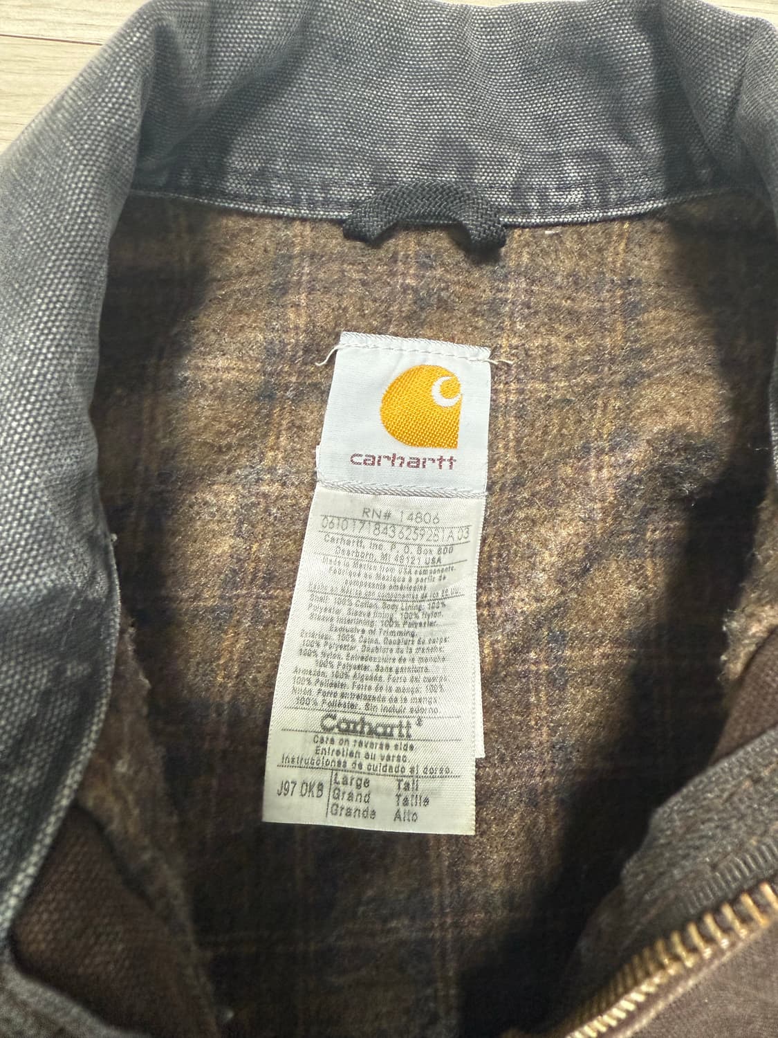 칼하트 디트로이트 j97 다크브라운 [L] 상품이미지5