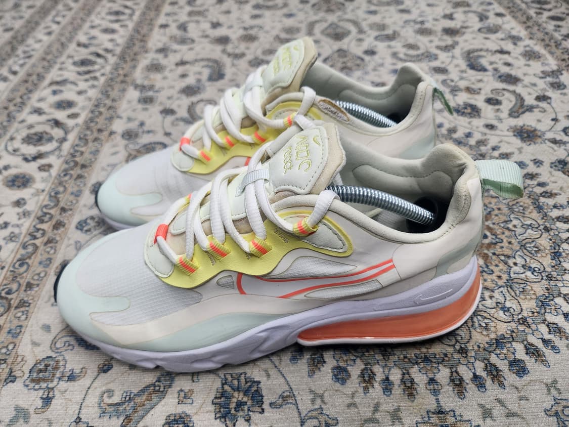 나이키 에어맥스 270 리액트 240mm 상품이미지3