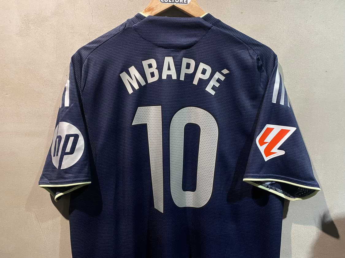 25-26 레알마드리드 음바페 어센틱 어웨이 유니폼 (NEW) 상품이미지8