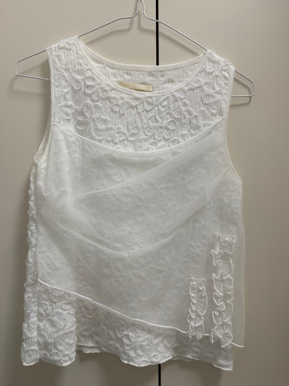 타입서비스 Dual Fabric Layered Ruffled Top 상품이미지3
