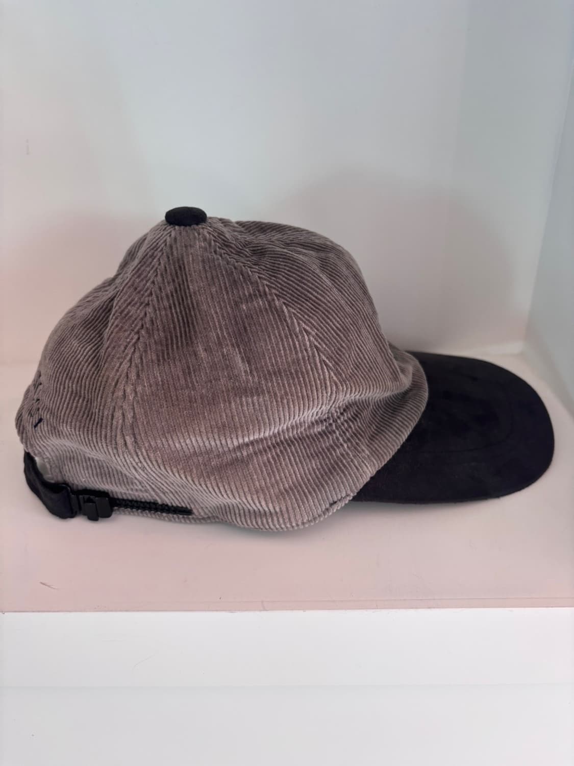 90s Nina Ricci Corduroy Cap 상품이미지4