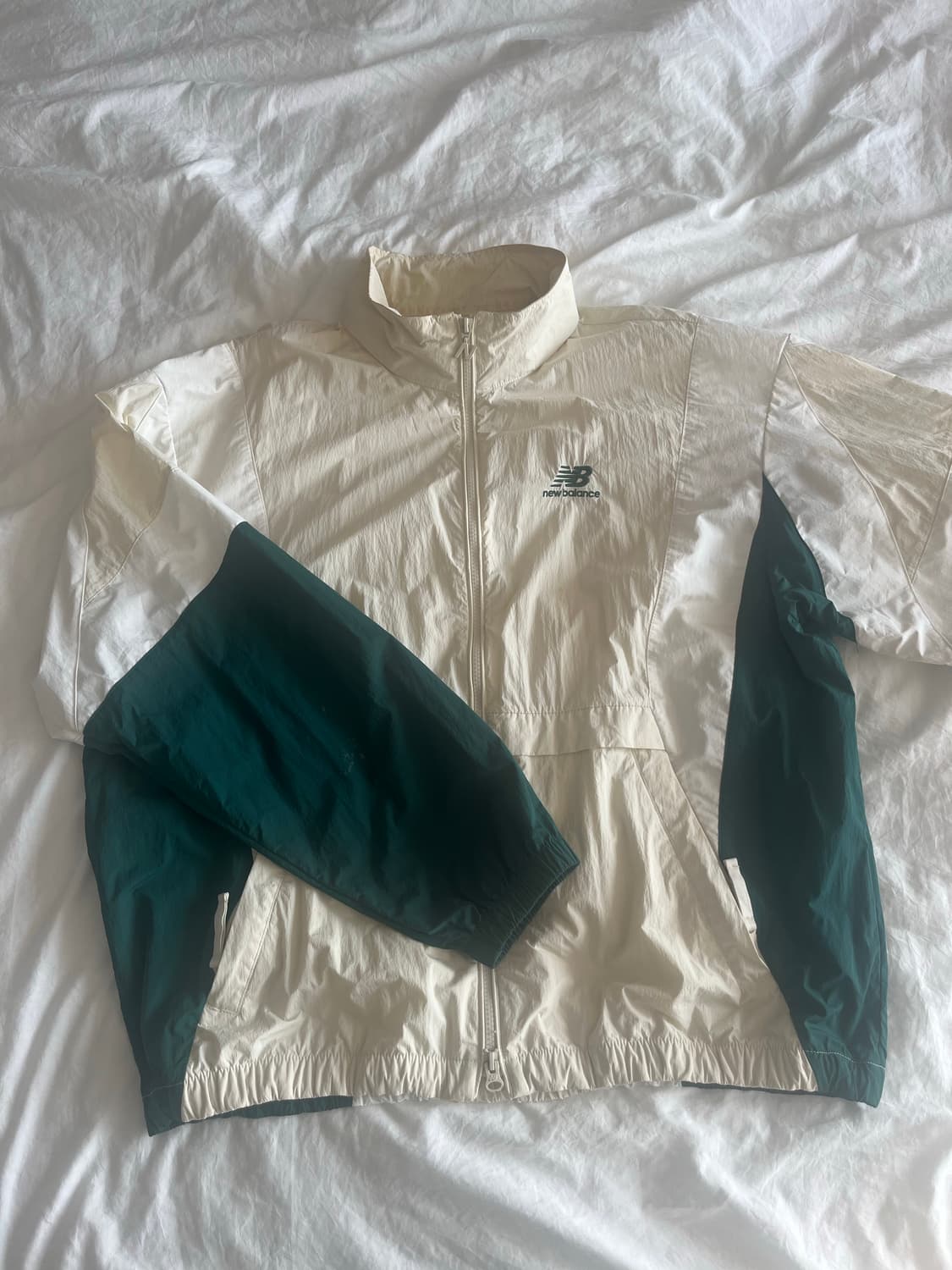 Newbalance 바람막이 XXL 상품이미지1