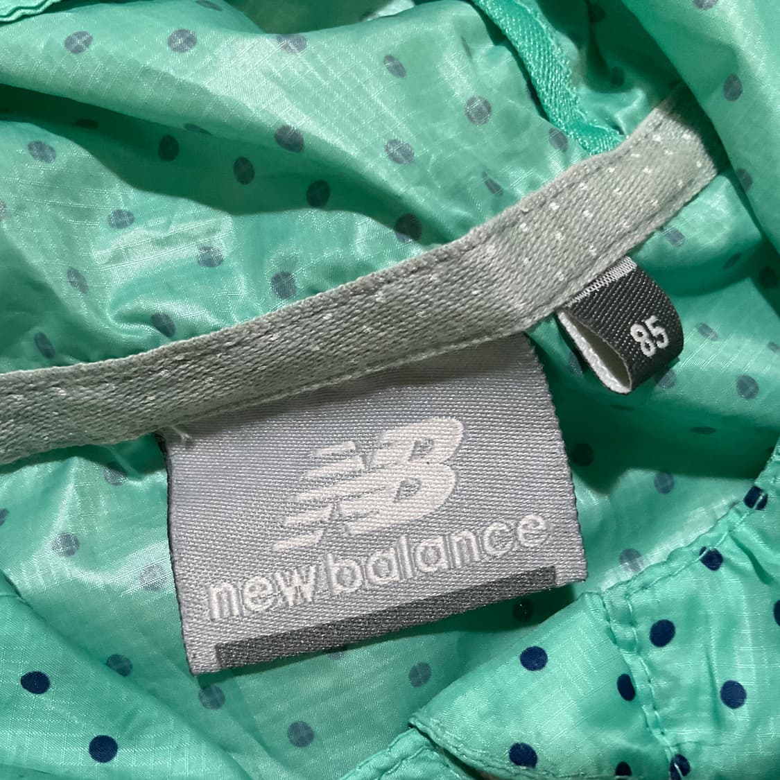 뉴발란스 민트 도트 후드 바람막이 85 윈드 브레이커 모리  상품이미지4