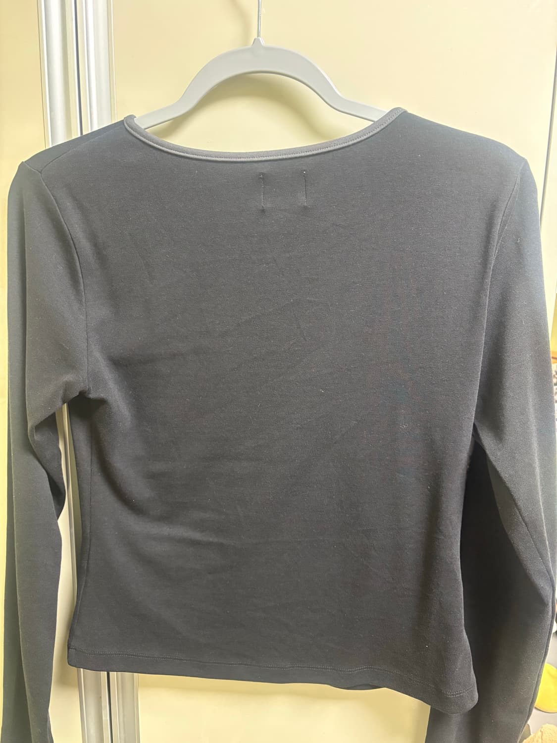 더콜디스트모먼트 롱슬리브 상품이미지3