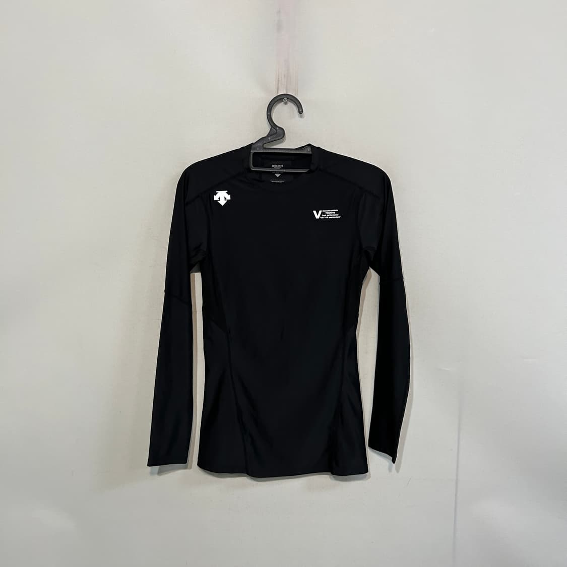 데상트 남성 기능성 티셔츠 100 상품이미지1