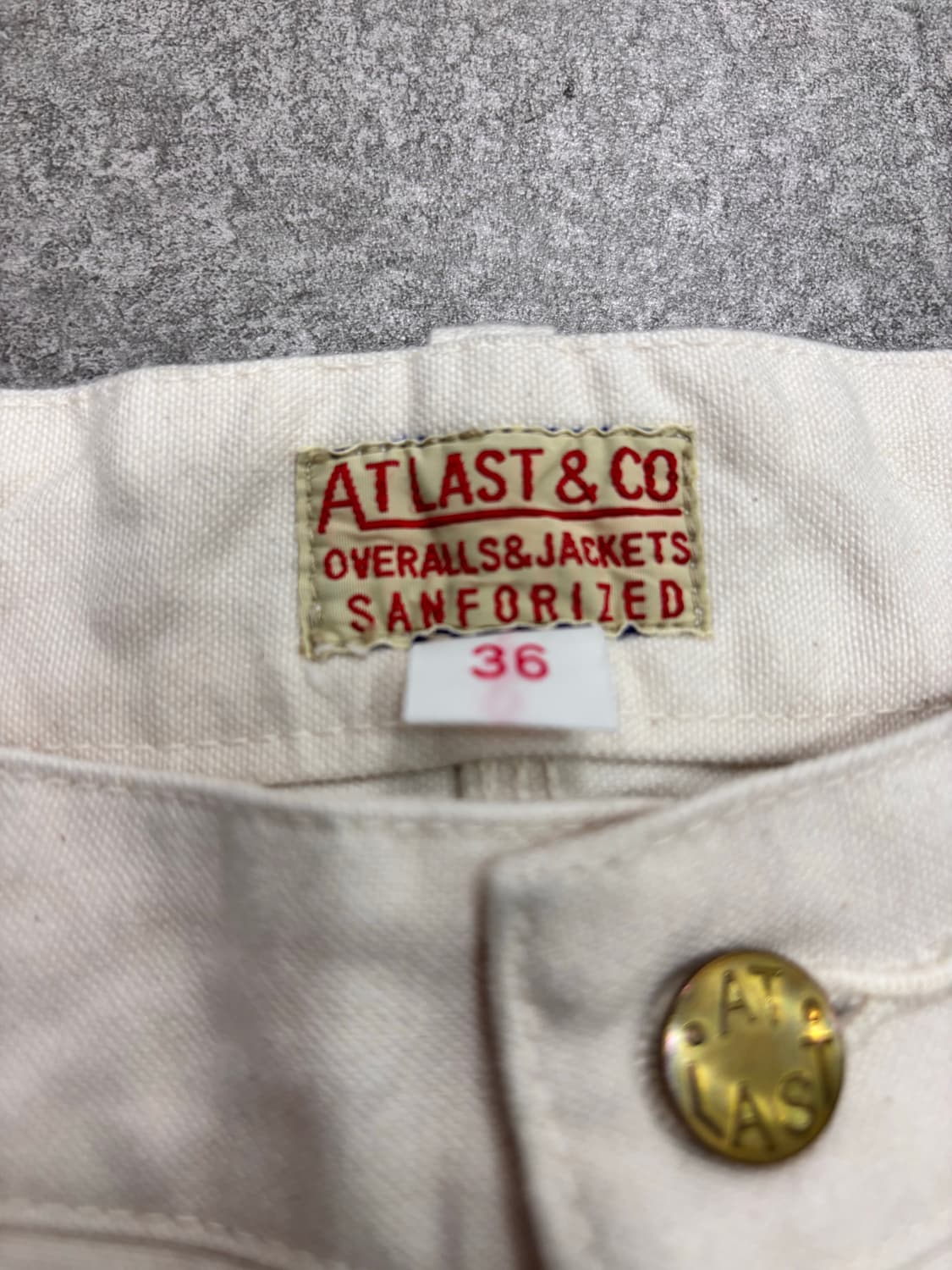 엣라코 화이트 페인터 팬츠 36사이즈 판매합니다 상품이미지2