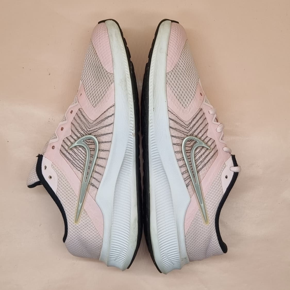 나이키 다운시프터11 여성런닝화235 상품이미지5