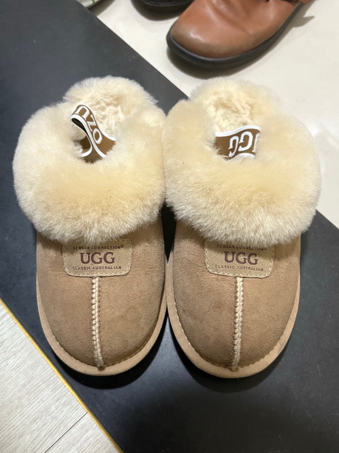 어그 220 상품이미지1