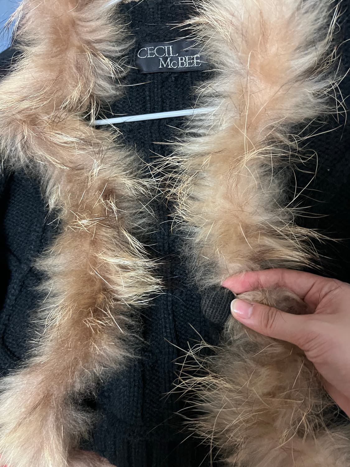 세실맥비 퍼 볼레로 니트 가디건 상품이미지3