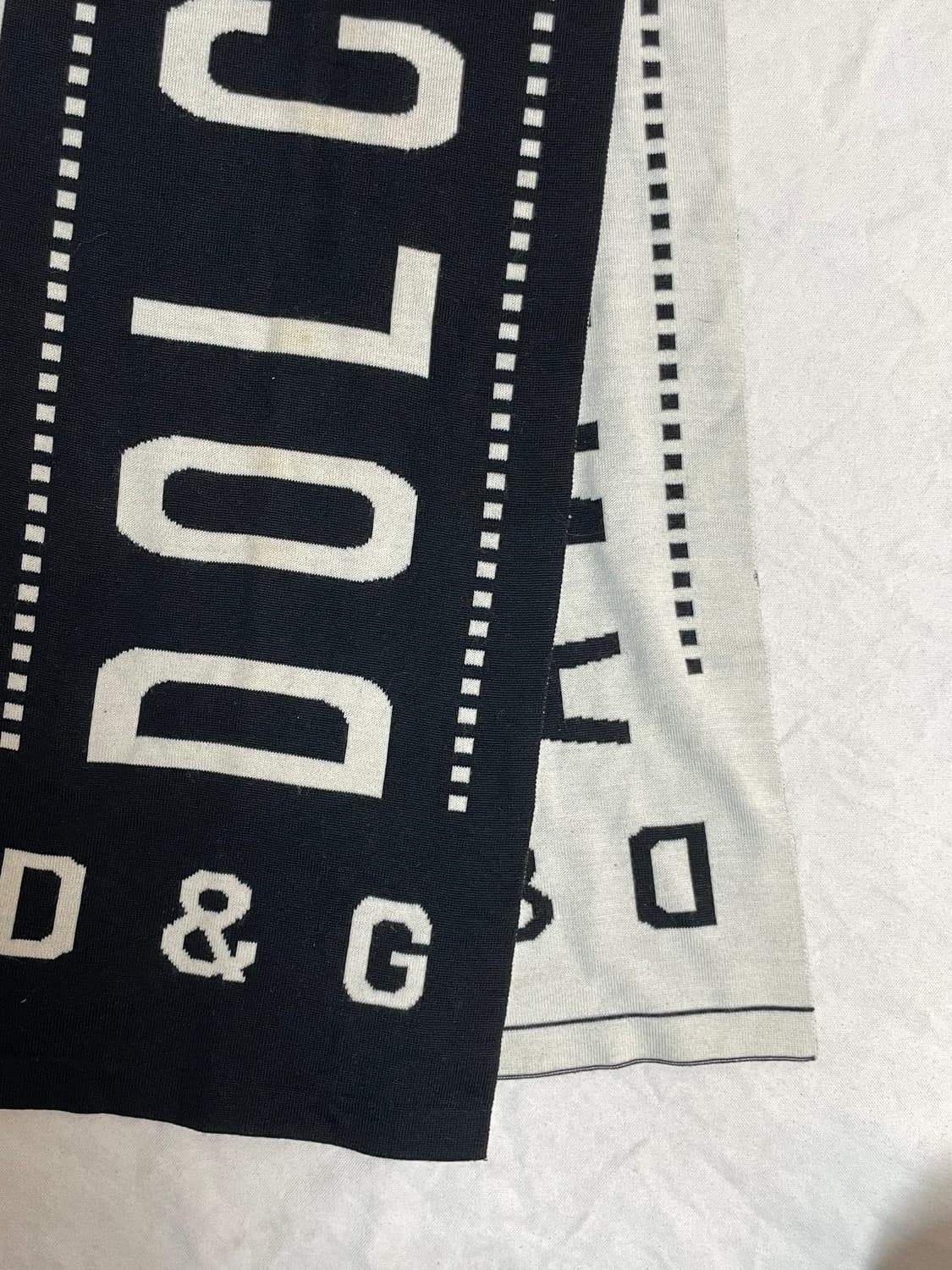 돌체 앤 가바나 니트 머플러  상품이미지3