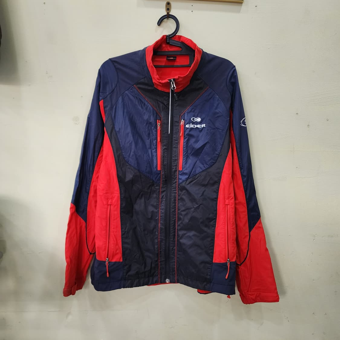 [L] 아이더 하이브리드 슬라이딩 α 자켓 (네이비/레드) 상품이미지1
