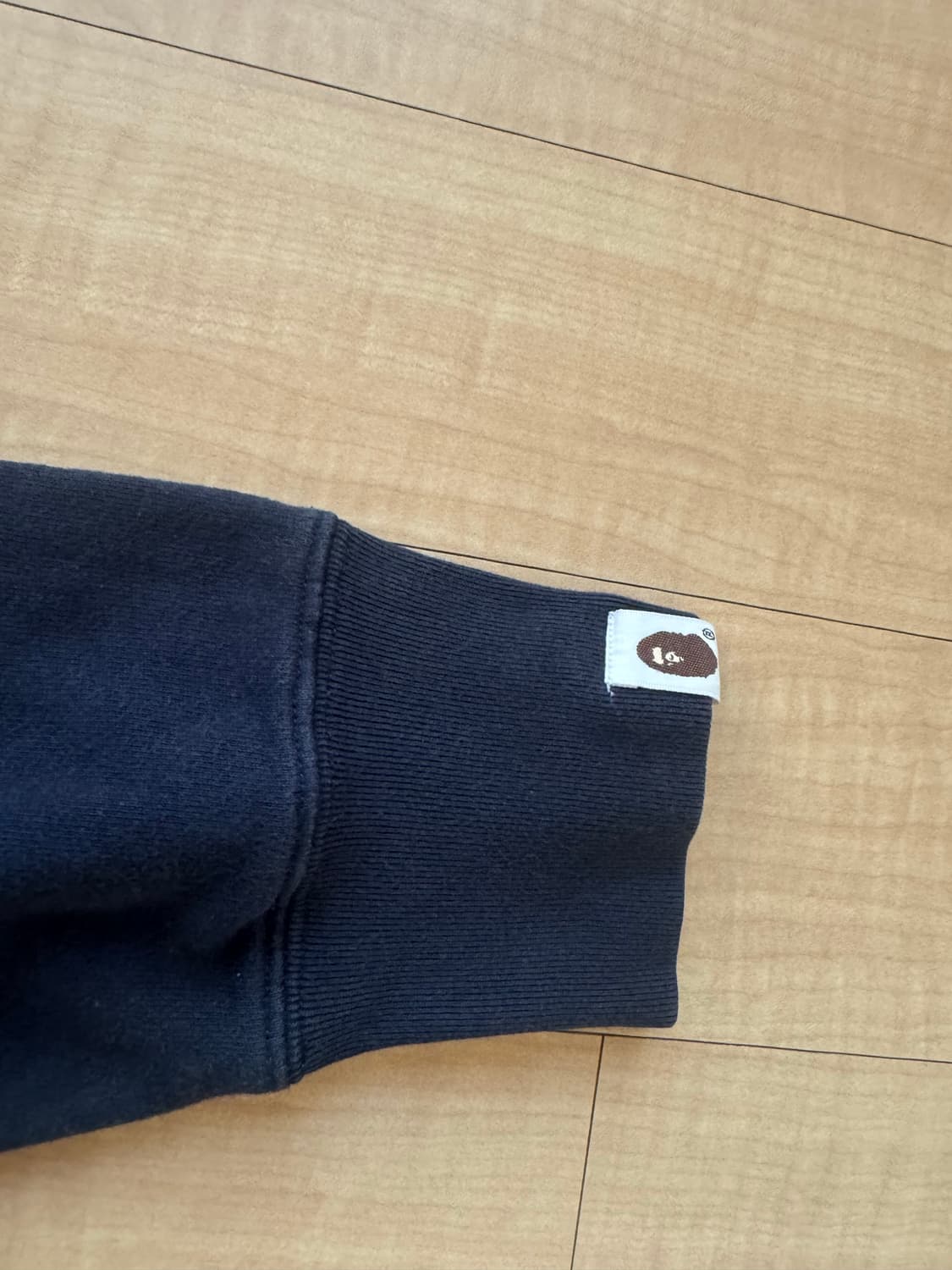 Bape 베이프 맨투맨 네이비 L 팝니다 상품이미지3