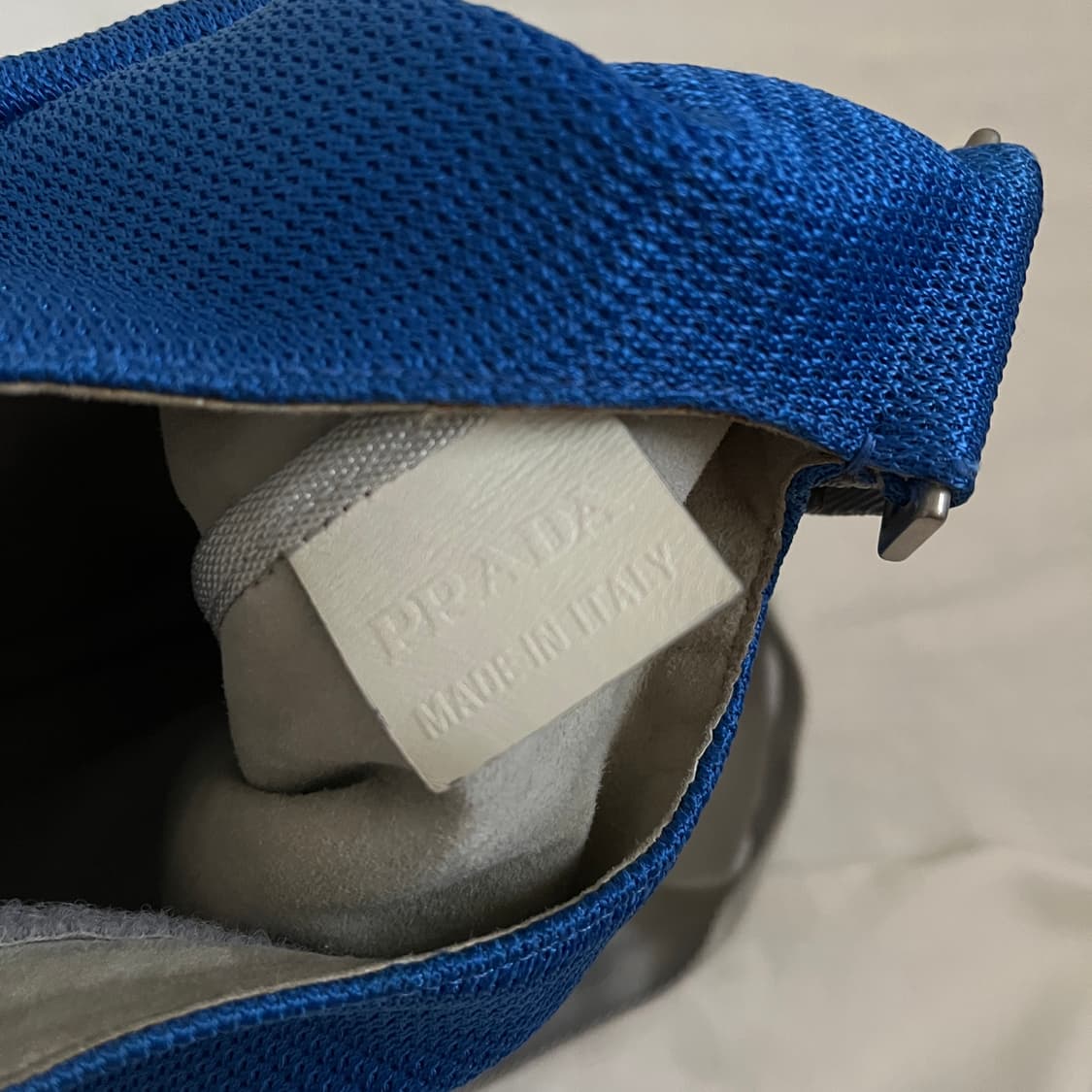 Prada sport bike tec crossebody 상품이미지10