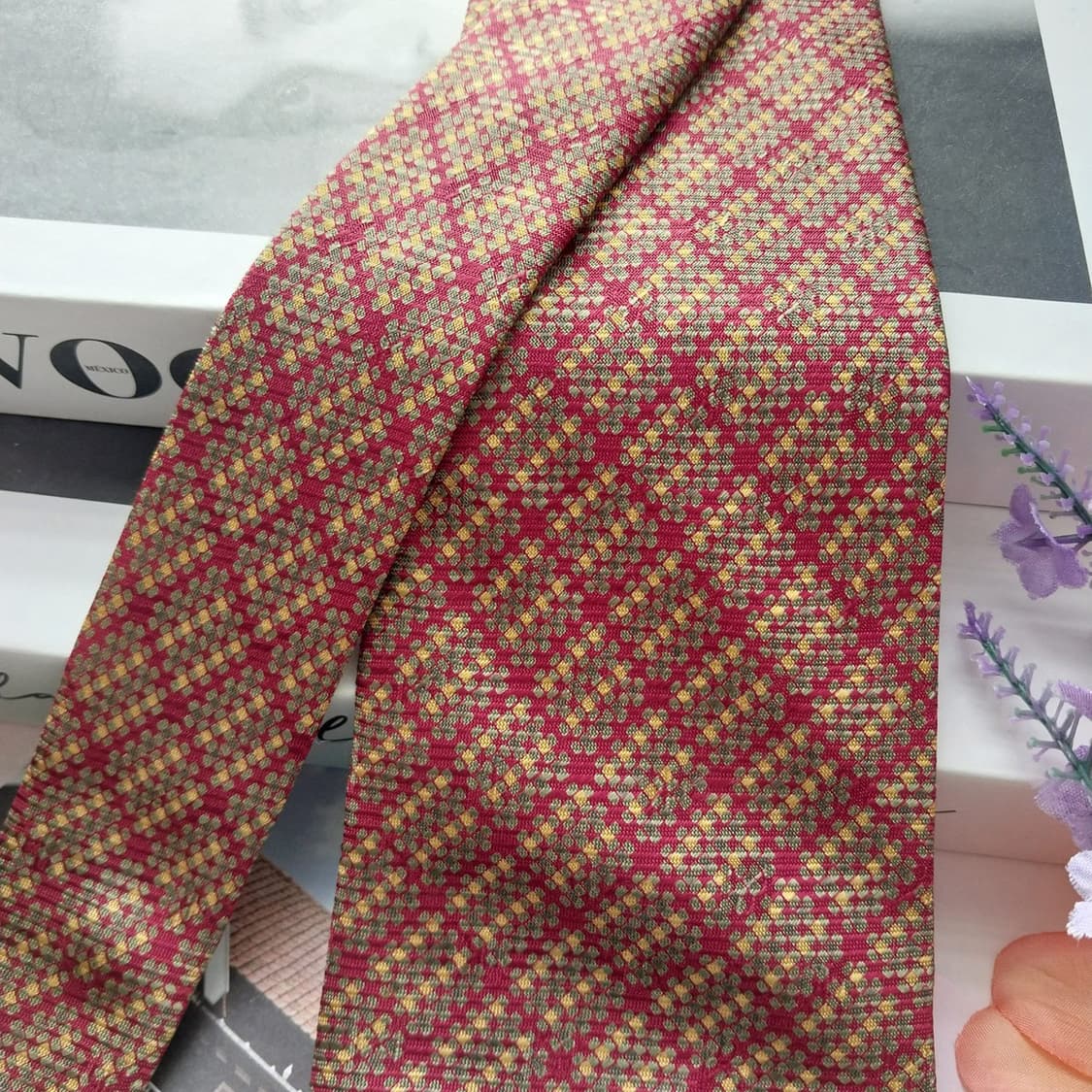 캘빈클라인 실크 브라운 체크 넥타이 9.5cm A+등급 K1278
 상품이미지2