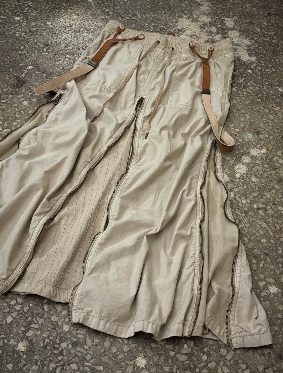 G.O.A Suspenders Detail skirt 상품이미지3