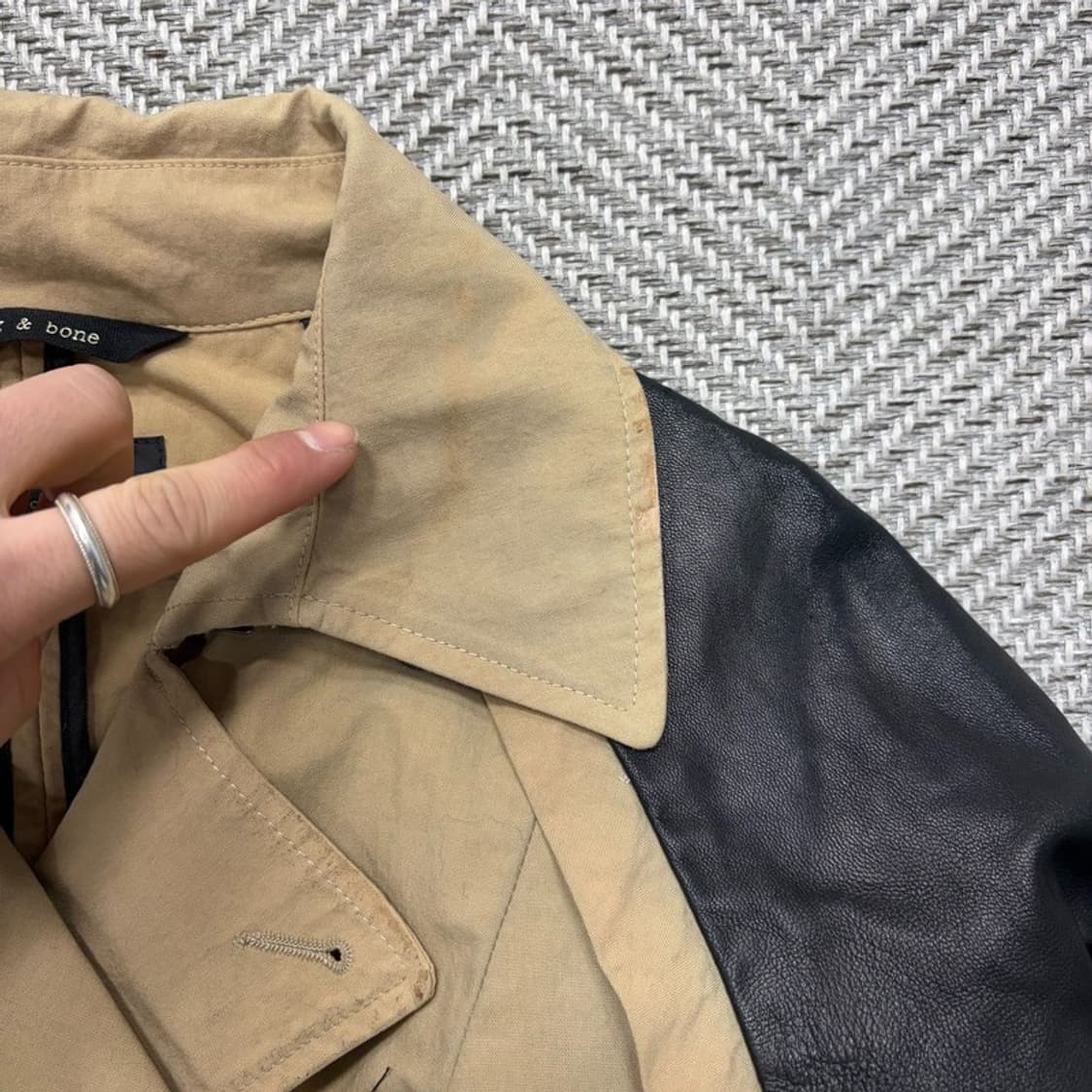 rag&bone 레더 슬리브 트렌치 코트 v1936 상품이미지6