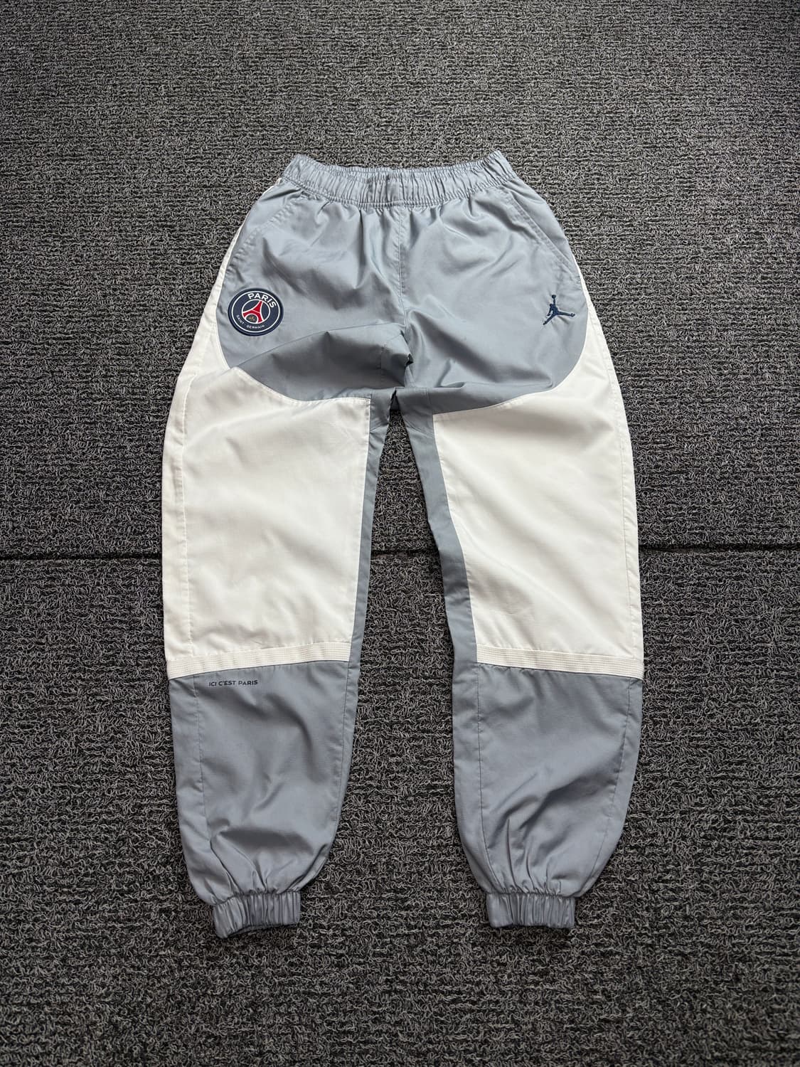 조던 파리셍제르망 나일론 우븐 와이드 스텔스 트랙 팬츠 2031 상품이미지2