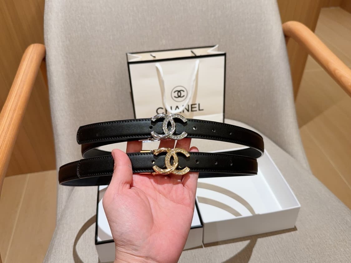 샤넬 벨트

 · 

패션잡화 상품이미지6